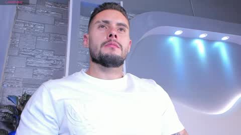 dominic de luca online show from May 11, 3:35 am