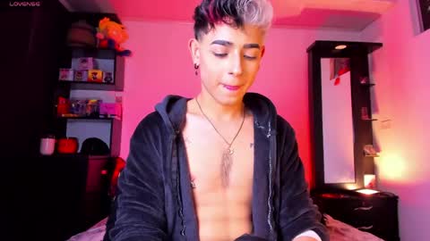 Dominik Eclipse  online show from May 2, 1:11 am