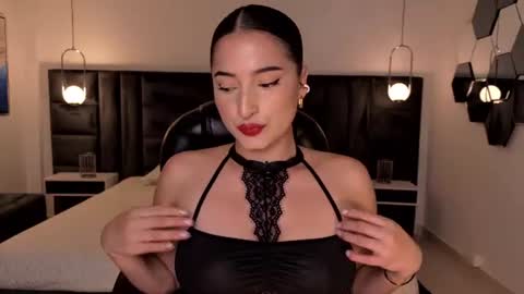 Dominique online show from June 13, 9:47 pm