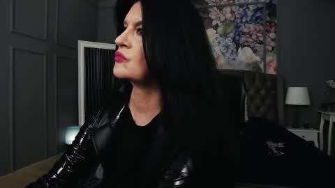 Snapshot of dommelisa chatting on September 13, 5:26 pm Dom Melisa online show from September 13, 5:26 pm