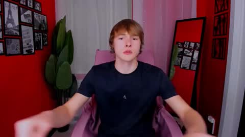 Donald online show from December 4, 4:06 pm