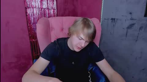 Donald online show from December 14, 9:54 pm