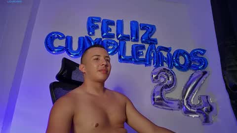 Donat Independent Model online show from September 18, 10:47 pm