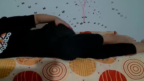 Snapshot of donnaconforme chatting on December 27, 3:37 pm Dona online show from December 27, 3:37 pm
