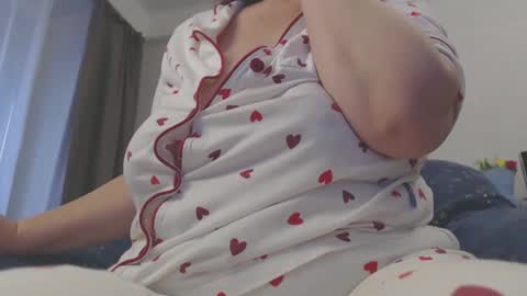 DonnaMagdalena online show from March 9, 3:05 pm