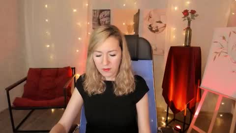 Donna online show from February 3, 6:45 pm