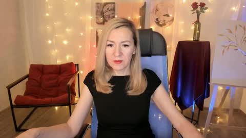 Donna online show from February 10, 6:55 pm