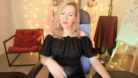 Donna online show from February 3, 2:53 am