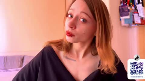 Nicole online show from May 31, 1:32 pm