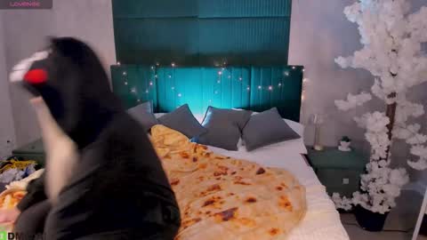 dora online show from March 12, 1:20 am