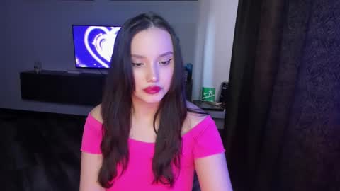 Dora Charmer online show from March 14, 1:04 pm