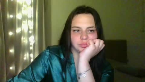 dori_cutie online show from June 4, 6:25 pm