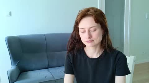 dormineaa online show from June 19, 9:15 am