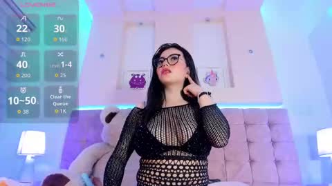 Dorothy Lane online show from September 12, 1:35 pm