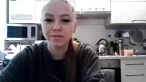 Snapshot of dorrie_ann chatting on March 11, 5:24 am Dorrie Ann online show from March 11, 5:24 am