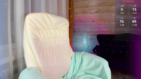 Kamilla online show from December 11, 5:03 pm