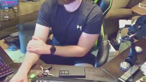 Snapshot of dotyoureyezez chatting on February 4, 1:02 am DotYourEyezez  online show from February 4, 1:02 am