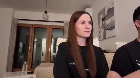 Alice and Mark online show from February 3, 2:53 am