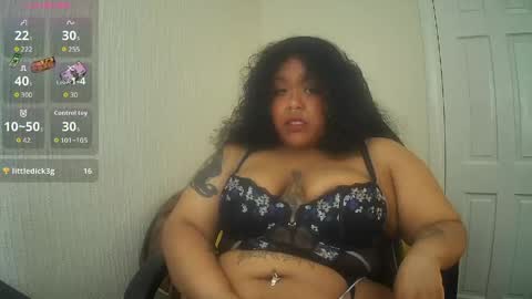 DeeDee online show from May 10, 12:33 pm