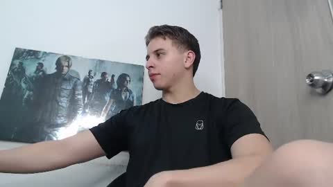 draco_boy2000 online show from July 30, 12:44 am