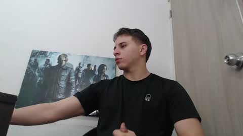 draco_boy2000 online show from July 29, 12:43 am