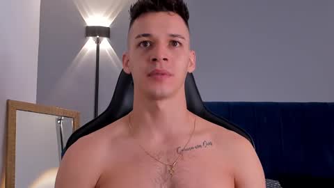 Snapshot of drake_carter1 chatting on February 10, 12:41 am drake_carter1 online show from February 10, 12:41 am