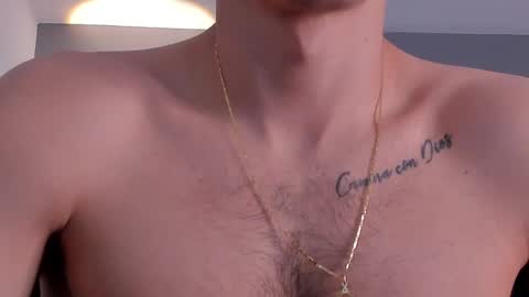 Snapshot of drake_carter1 chatting on February 21, 2:06 am drake_carter1 online show from February 21, 2:06 am