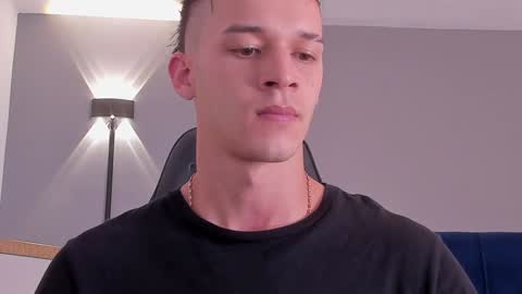 Snapshot of drake_carter1 chatting on January 11, 1:59 am drake_carter1 online show from January 11, 1:59 am