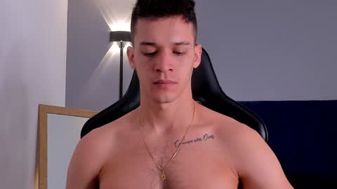 Snapshot of drake_carter1 chatting on January 31, 12:39 am drake_carter1 online show from January 31, 12:39 am
