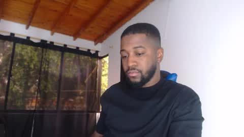 ---Drake--- online show from February 15, 8:51 pm