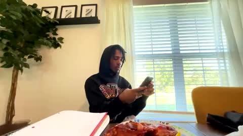 Dru online show from March 6, 8:27 pm