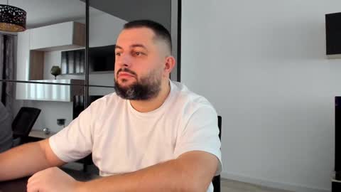 Draven A online show from February 21, 6:40 am