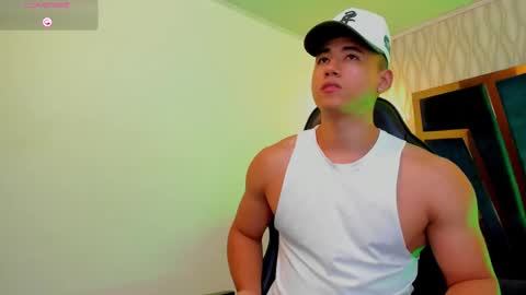 Snapshot of draven_marceaux chatting on September 15, 1:23 pm Draven online show from September 15, 1:23 pm