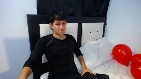 -- nicolle and jhon -- online show from February 15, 5:10 am