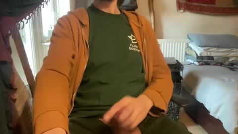 Dreads online show from March 5, 4:49 pm