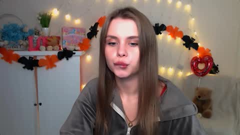 Mari online show from October 6, 9:49 am