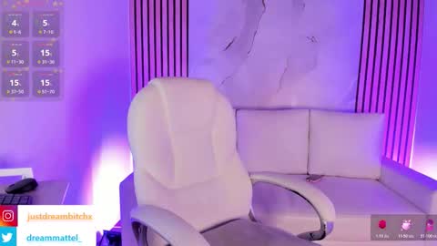 Dream Matell online show from February 18, 5:51 am