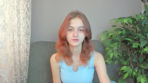 dreamy_pollyyy online show from September 15, 3:08 am