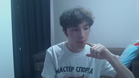 Air online show from April 8, 9:56 am