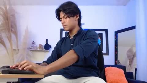Snapshot of dreyk20 chatting on September 23, 6:25 pm Dreyk online show from September 23, 6:25 pm