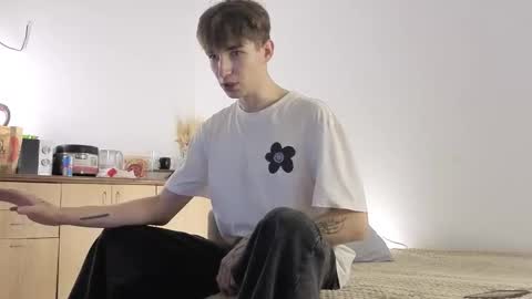 Mark online show from December 19, 4:02 pm