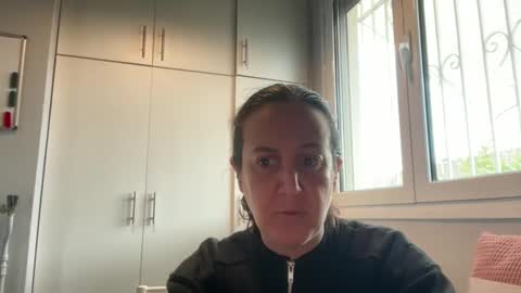 Dr. Resa online show from March 24, 1:28 pm