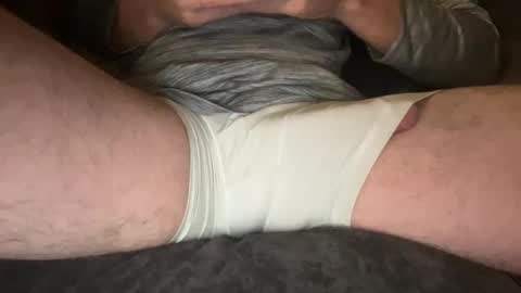 Snapshot of drw98 chatting on January 10, 3:50 am drw98 online show from January 10, 3:50 am