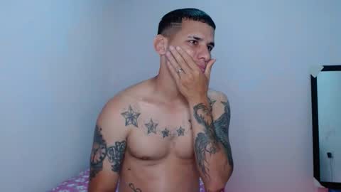 dsanchezz359 online show from June 3, 2:36 am