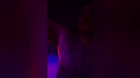 studmuffin online show from April 29, 7:57 am