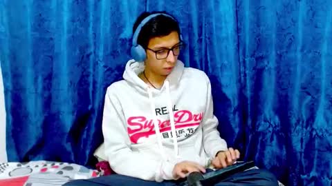 David online show from February 11, 2:15 am