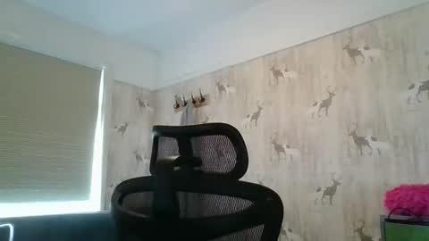 Snapshot of dulac81 chatting on September 24, 9:27 am dulac81 online show from September 24, 9:27 am