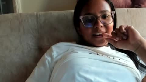 dulce_1469 online show from April 23, 10:44 pm