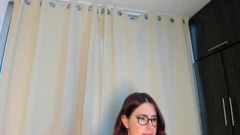 ABIGAIL online show from November 18, 9:18 pm