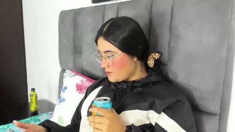 Dulce amg online show from February 3, 11:42 am